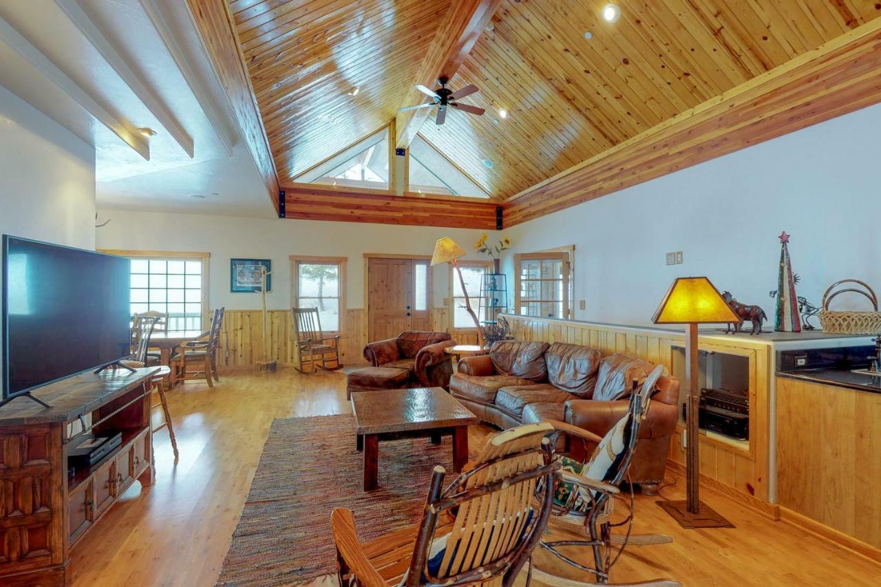 Antler Ridge Villa Big Sky Exterior photo