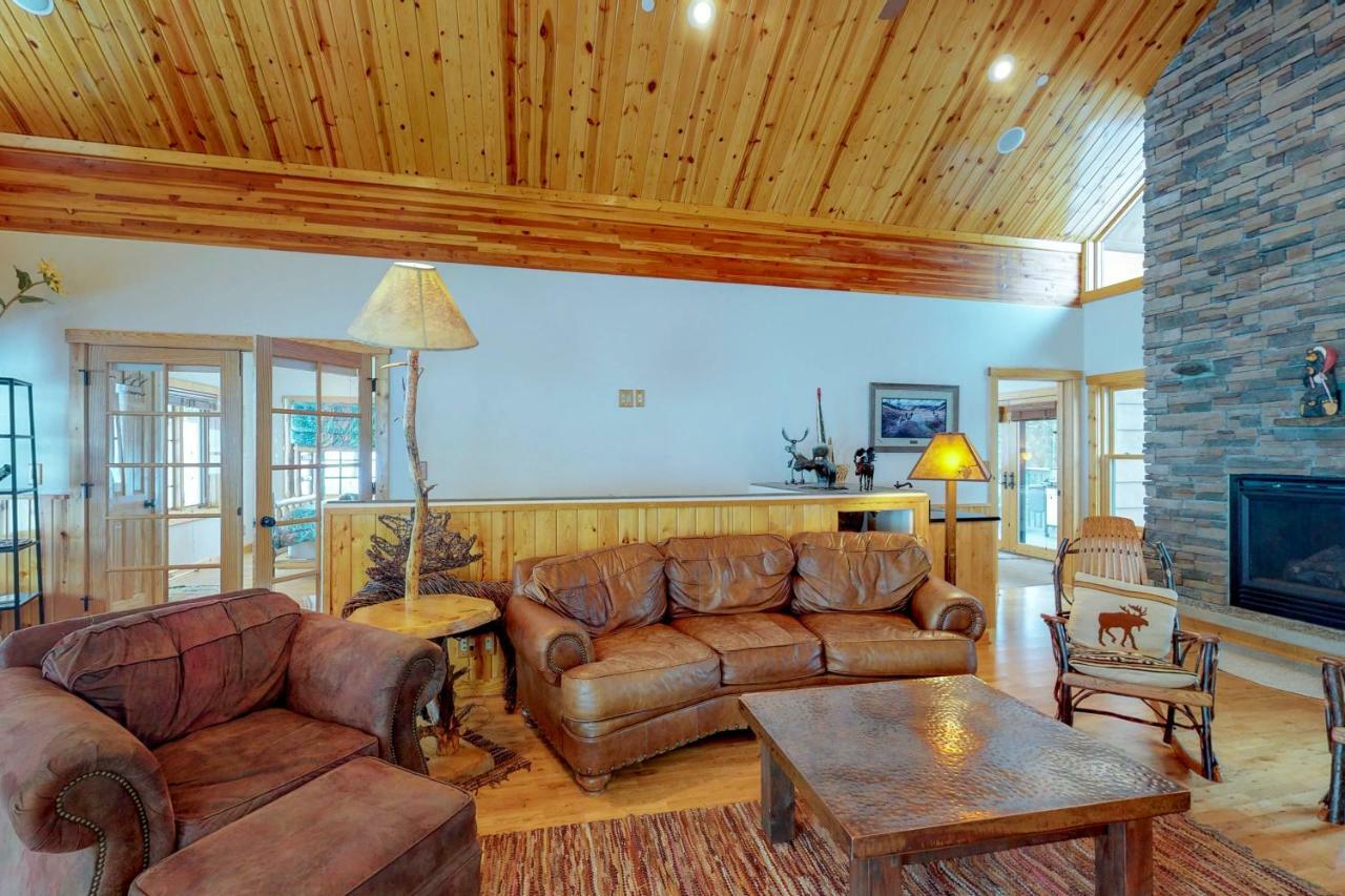 Antler Ridge Villa Big Sky Exterior photo