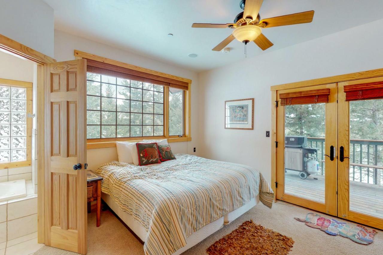 Antler Ridge Villa Big Sky Exterior photo
