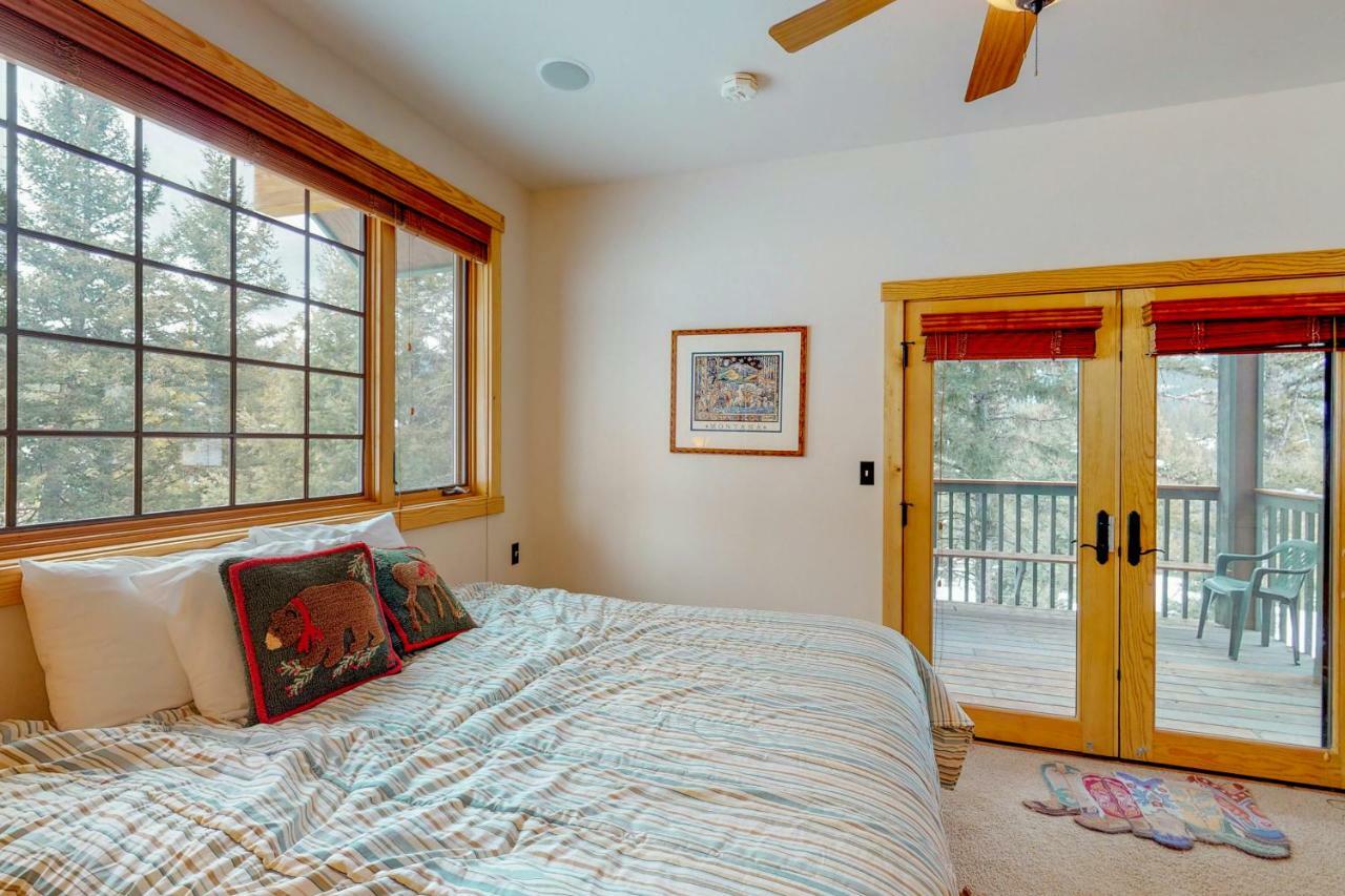 Antler Ridge Villa Big Sky Exterior photo